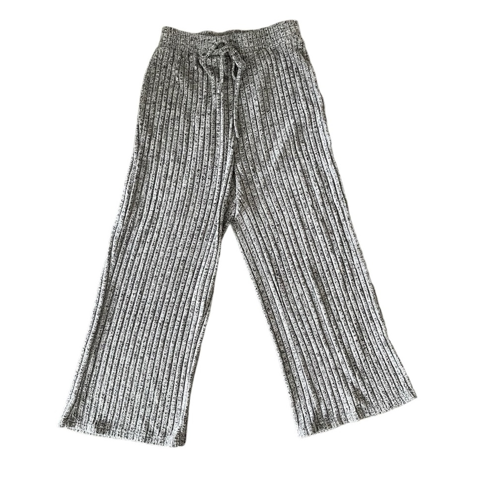 SHEIN Marled Grey Ribbed Capri Pants 3/4 Leg Bottoms Cropped  Flood Jams Trouser